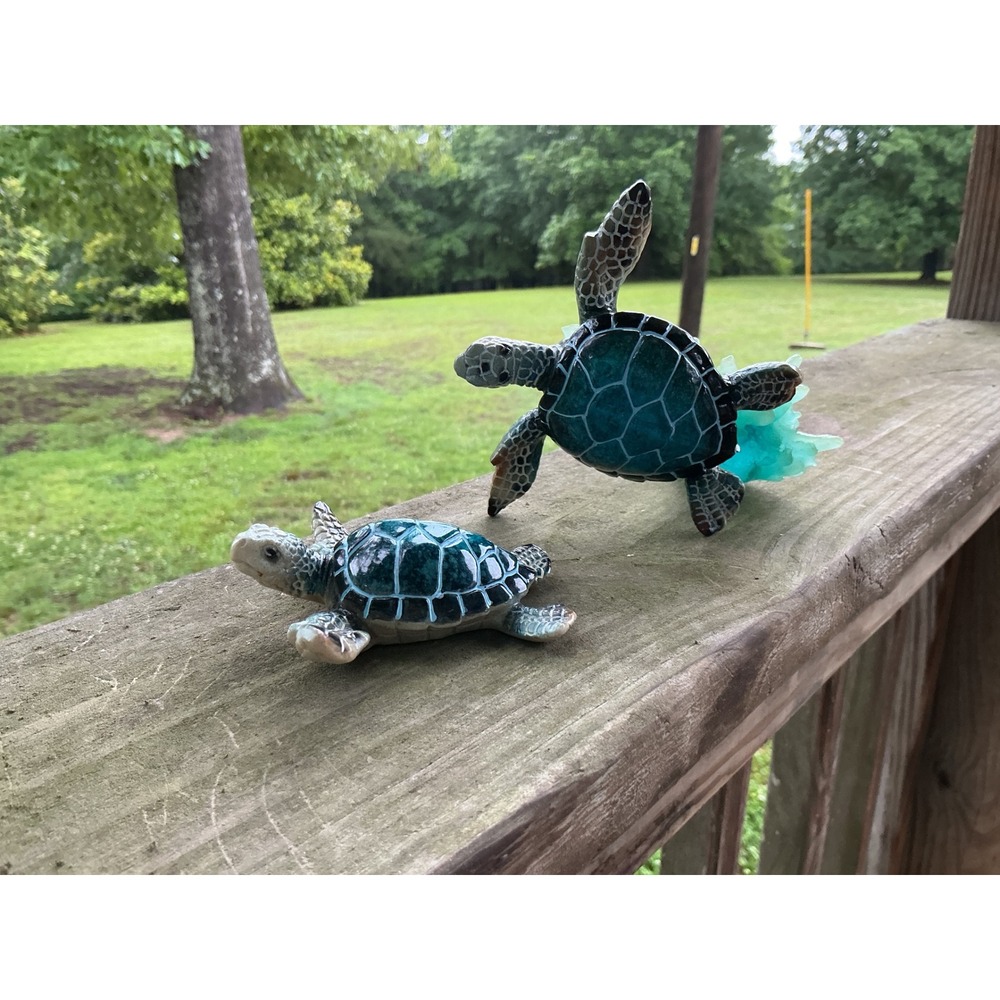 Sea Turtle Figurine Set Teal Turquoise Resin Ocean Wave Decor 2 Piece Coastal - Picture 4 of 10